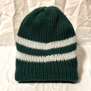 Knit beenie in green & gray